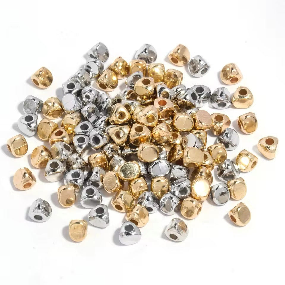 Lot apprêts - Perles Triangulaires x100