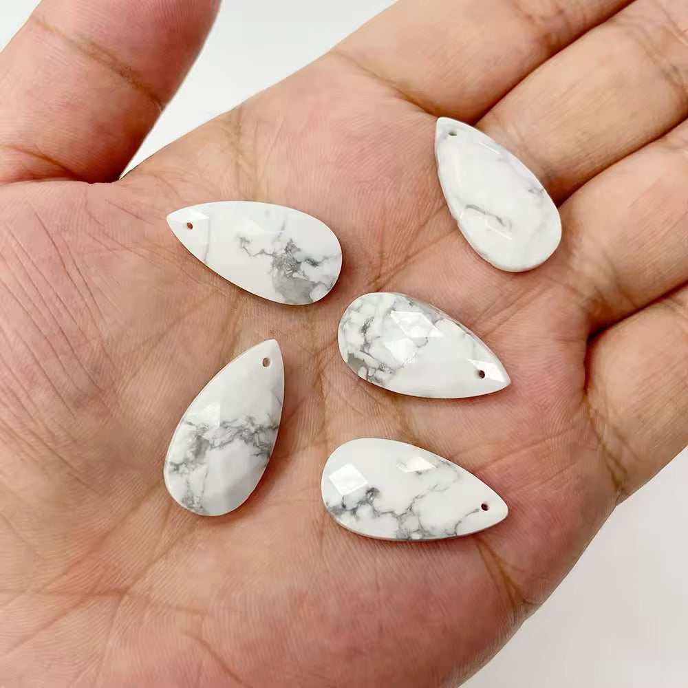 Lot Cabochons Gouttes Facettés • Howlite x2